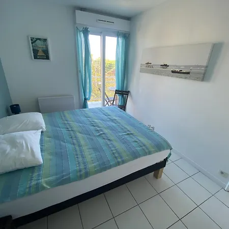 T2 Avec Balcon, Parking Inclus, Proche Et Commerces